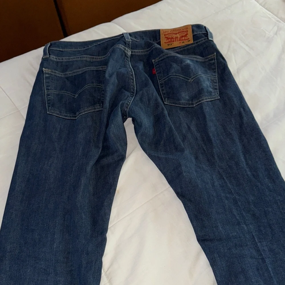 Levi’s 513 Men's Classic Dark-wash Straight Jeans size 30x30